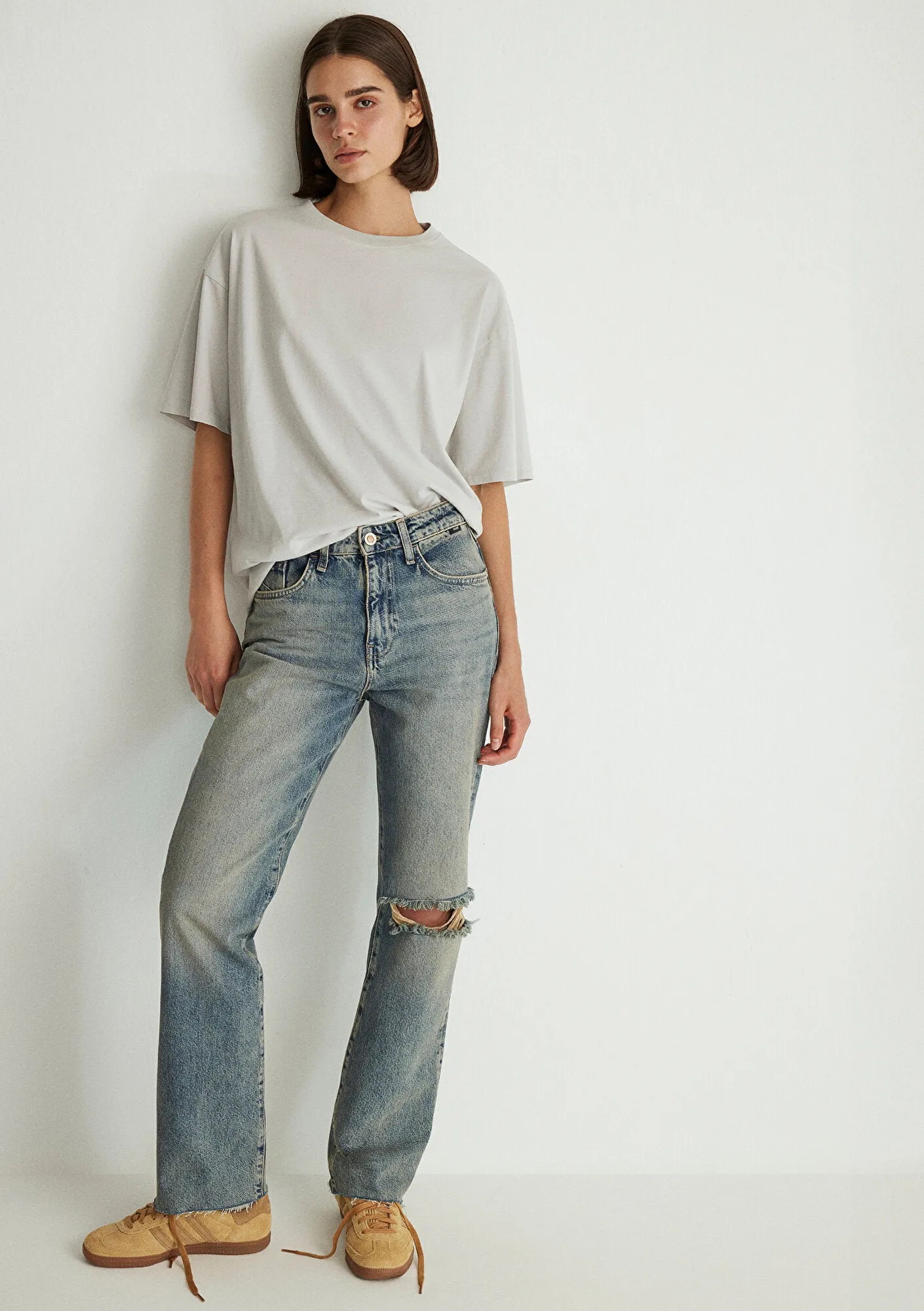 Barcelona Light Ripped College Jean Pants