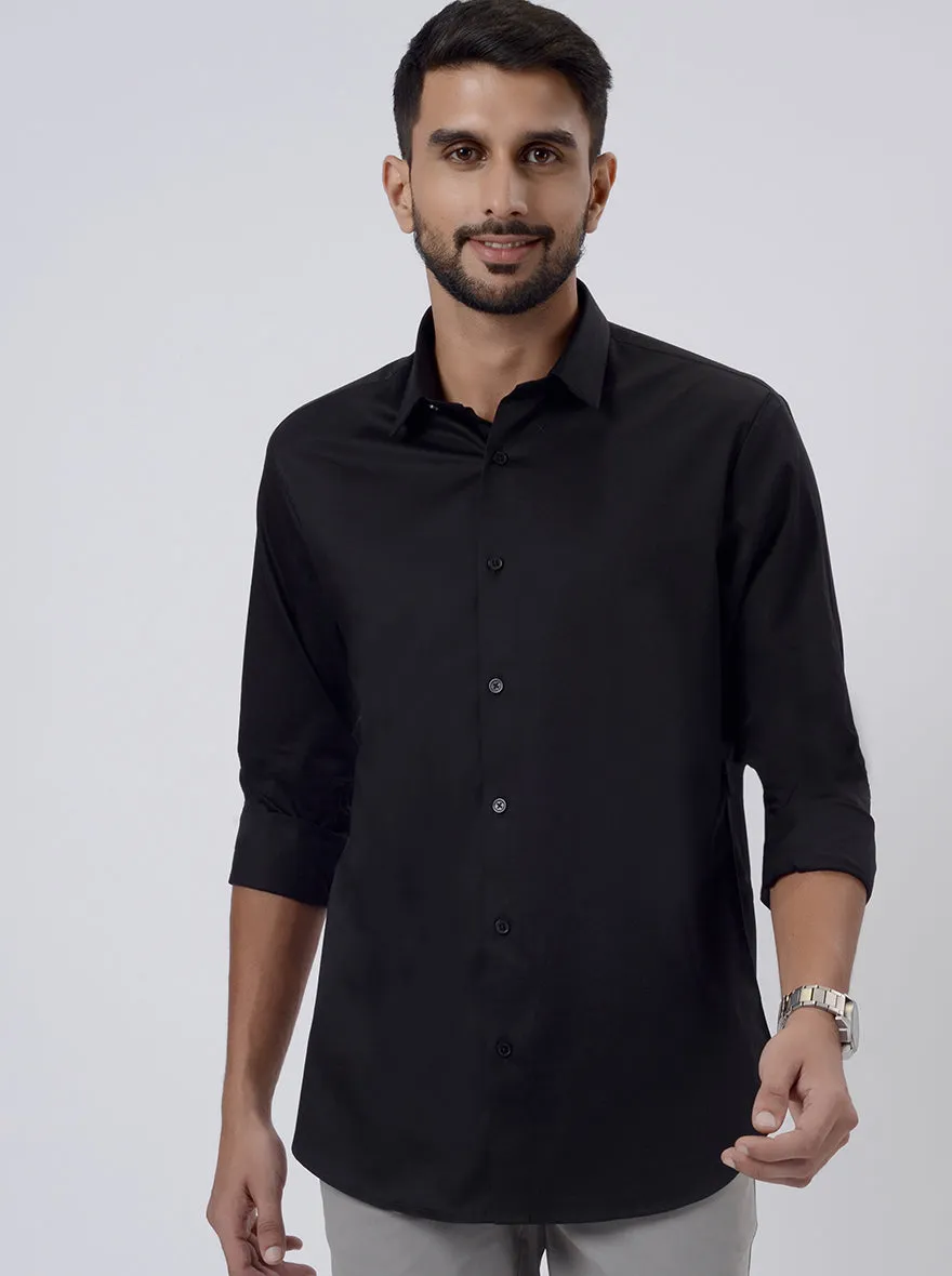 Black Solid Slim Fit Casual Shirt | JadeBlue