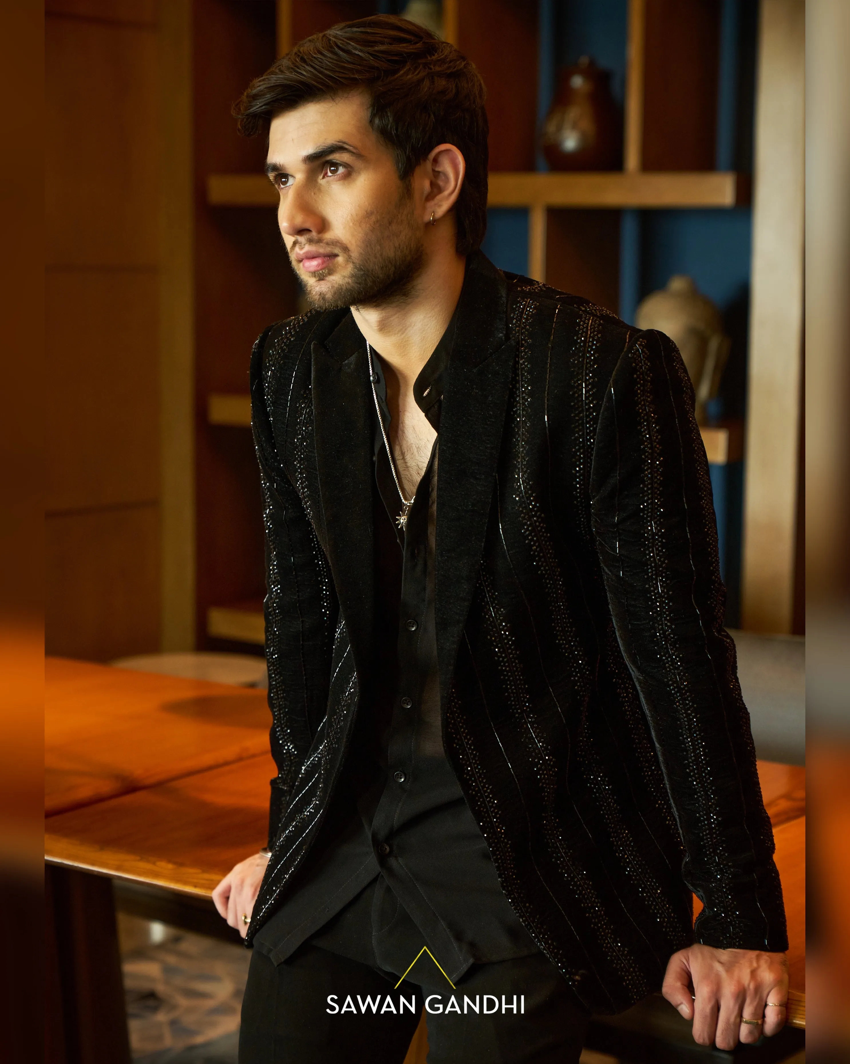 Black velvet swarosvki stripe jacket