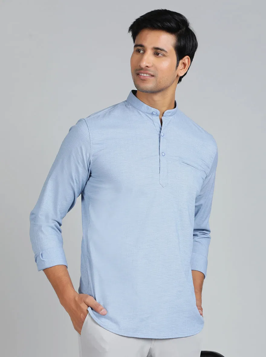 Blue Solid Slim Fit Casual Shirt | JadeBlue