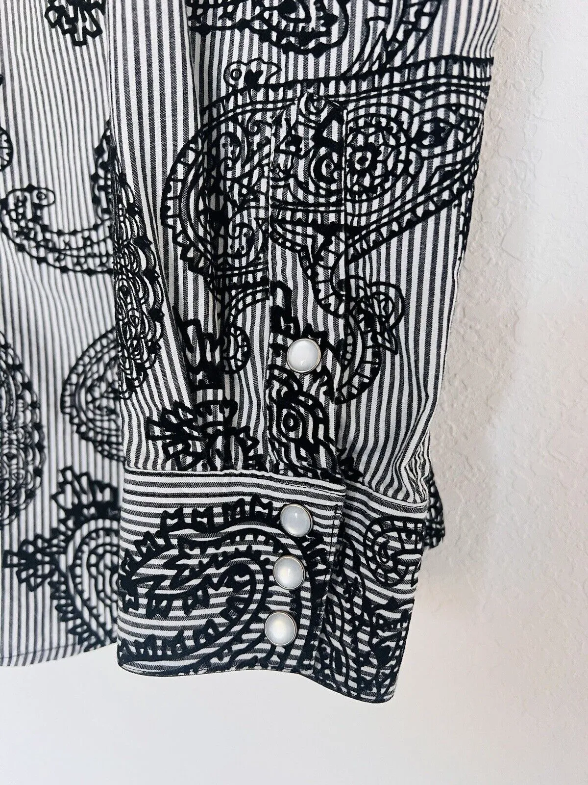 Brooks & Dunn Panhandle Western Shirt Sz XL Pearl Snaps Paisley Velvet Details