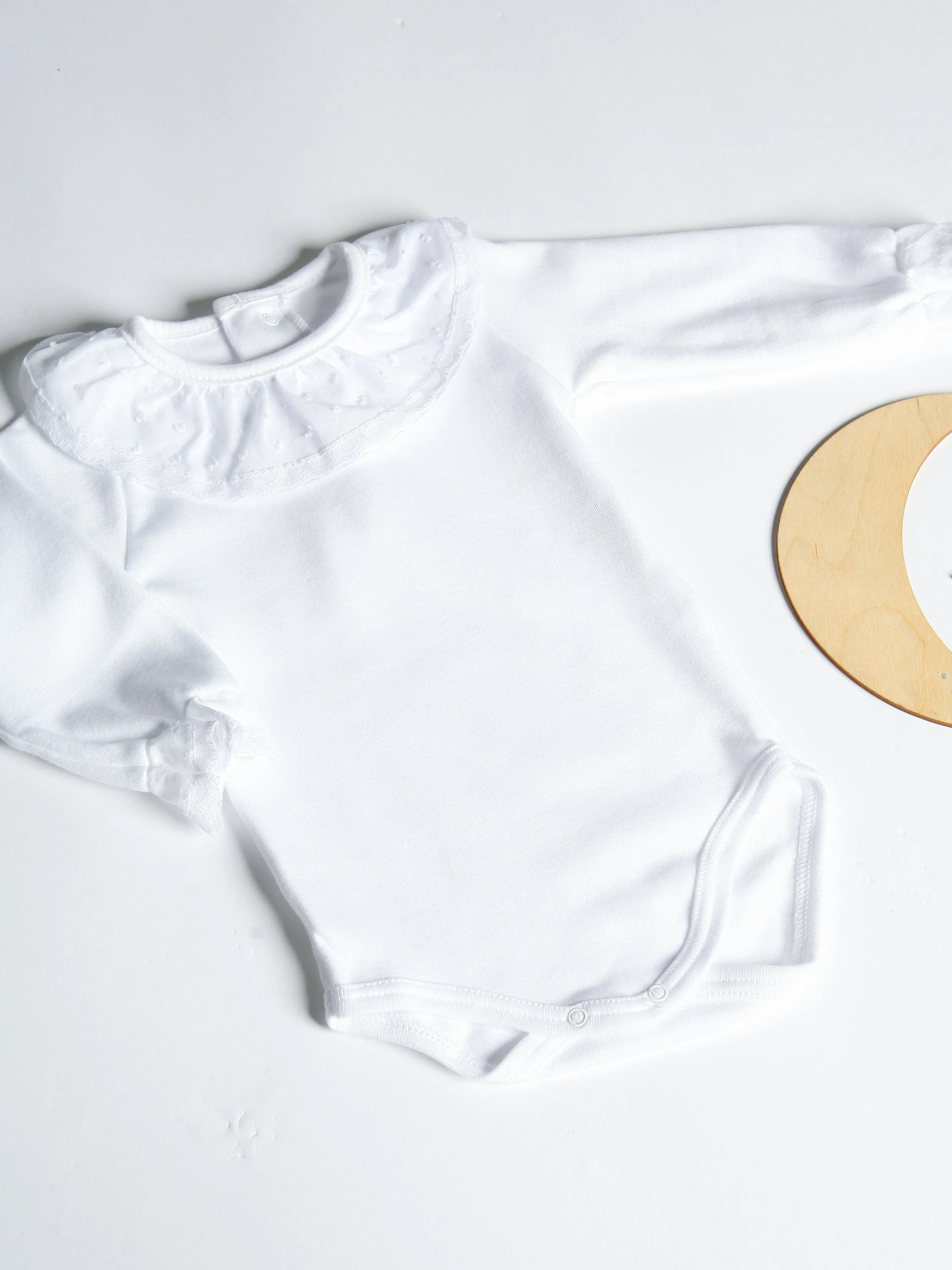 Calamaro White Plumetti Frill Collar Vest