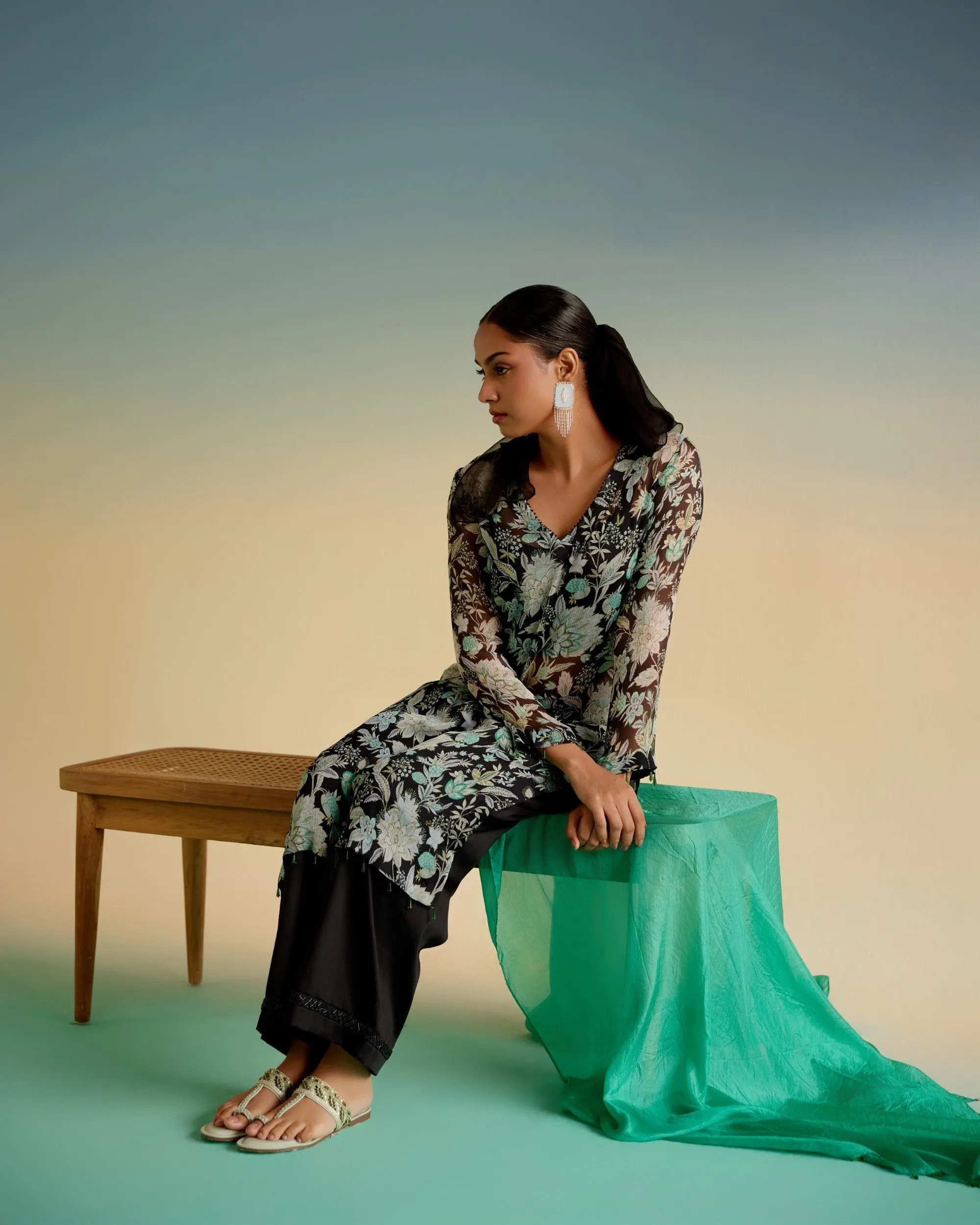 Dahlia Kameez Set