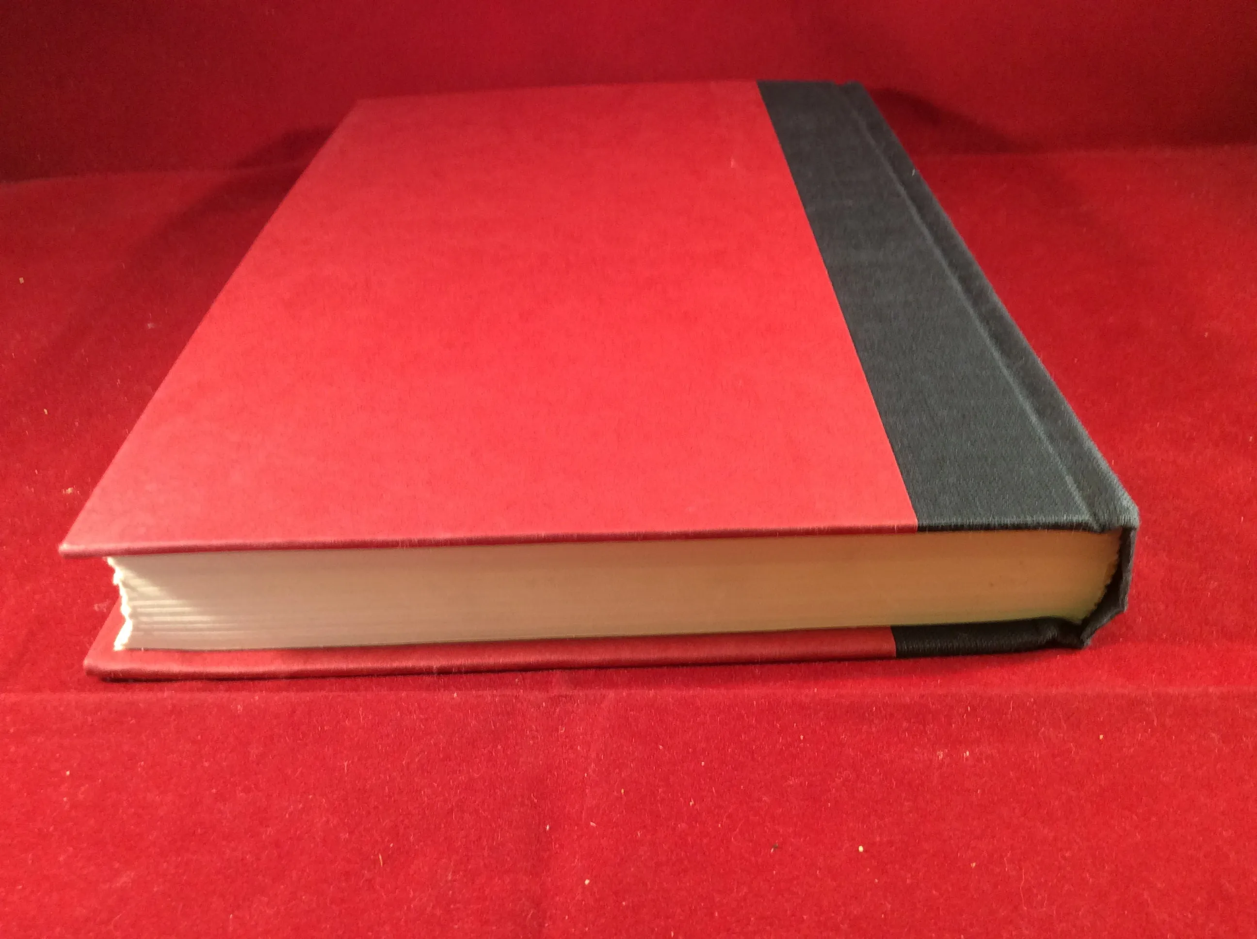 Dennis Etchison (ed), Cutting Edge, Doubleday & Co, 1986, First Edition.
