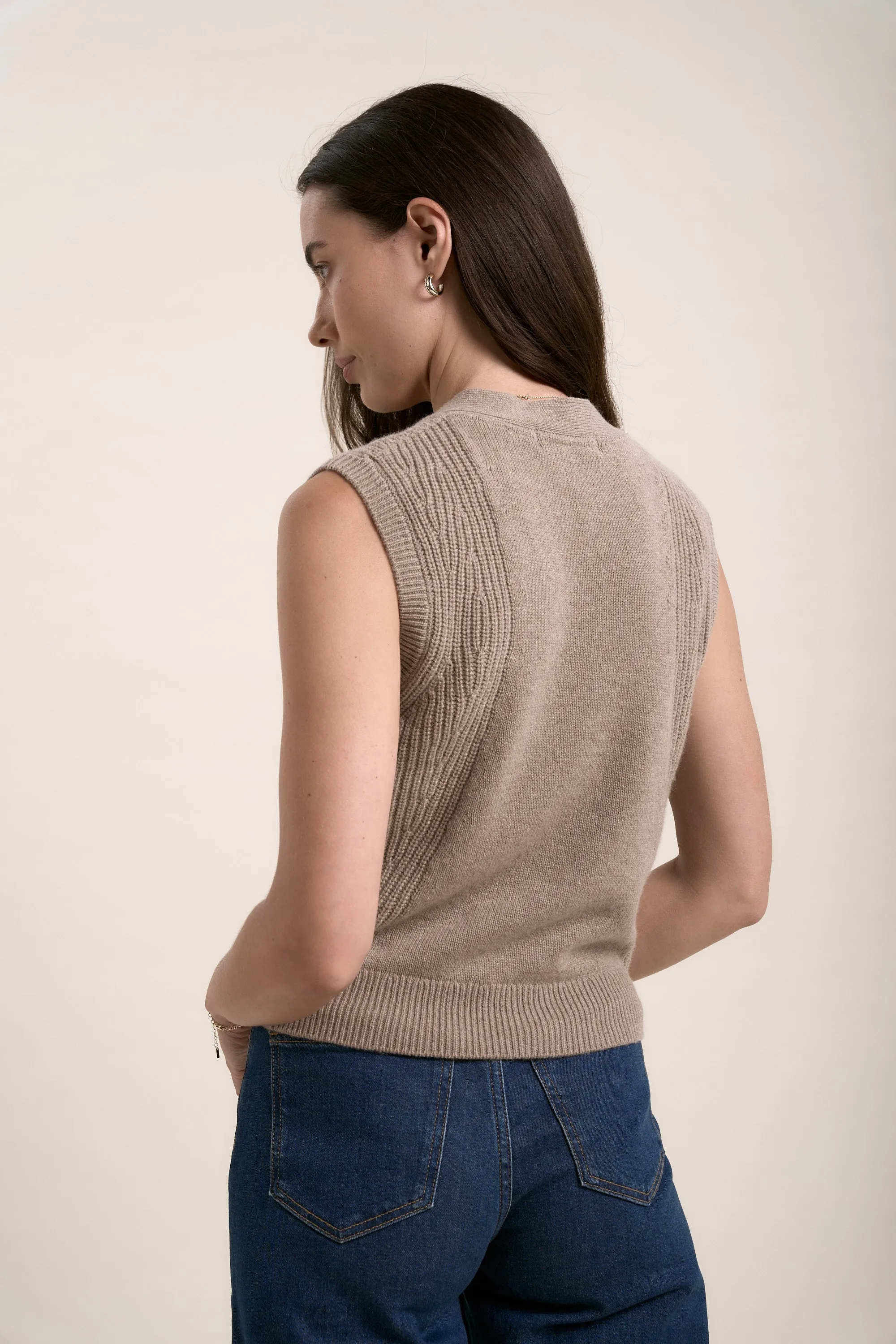 Elementary Cloud Soft Cashmere Blend Vest
