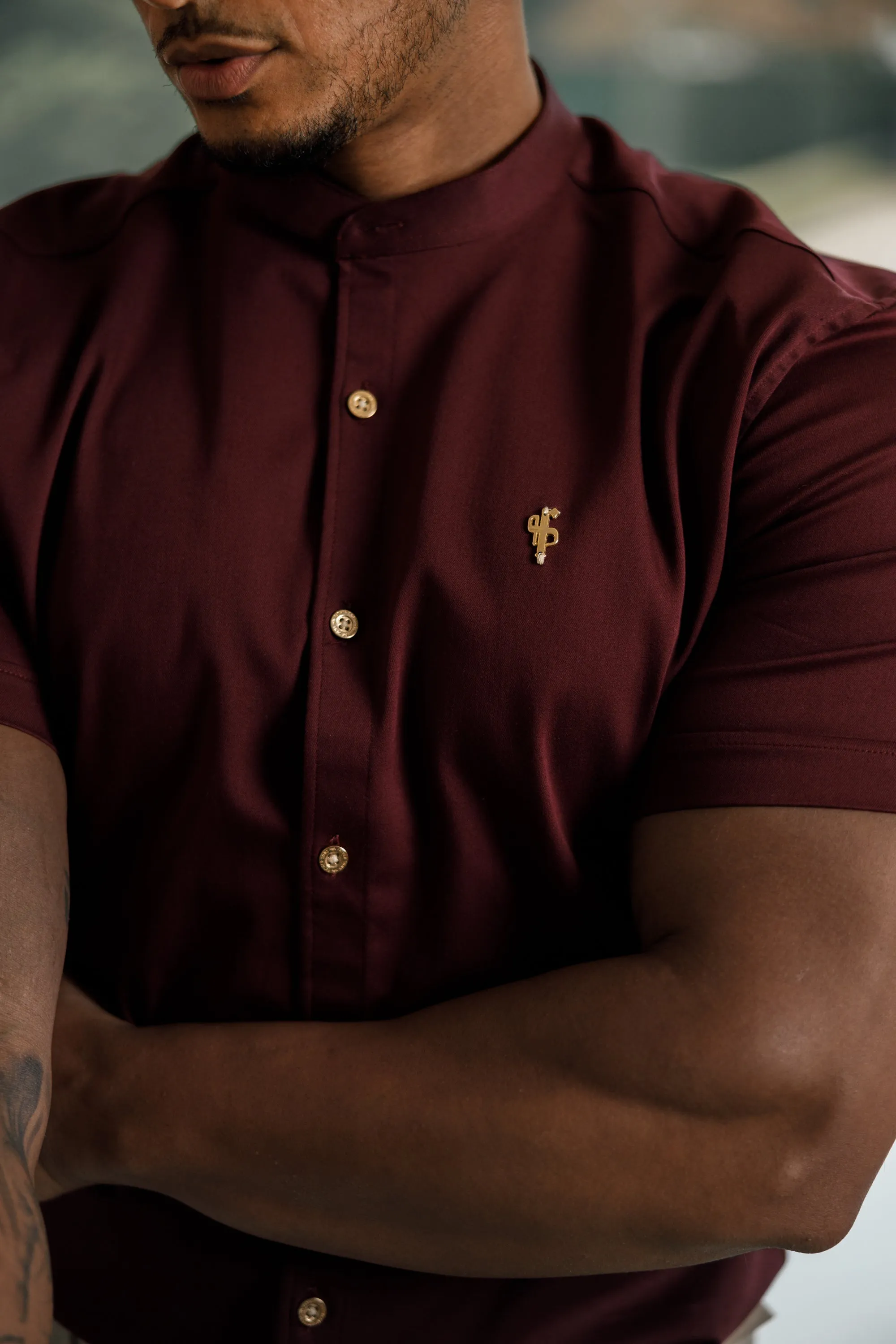 Father Sons Super Slim Stretch Burgundy Denim Short Sleeve Grandad collar with Metal Buttons and Decal Emblem - FS722