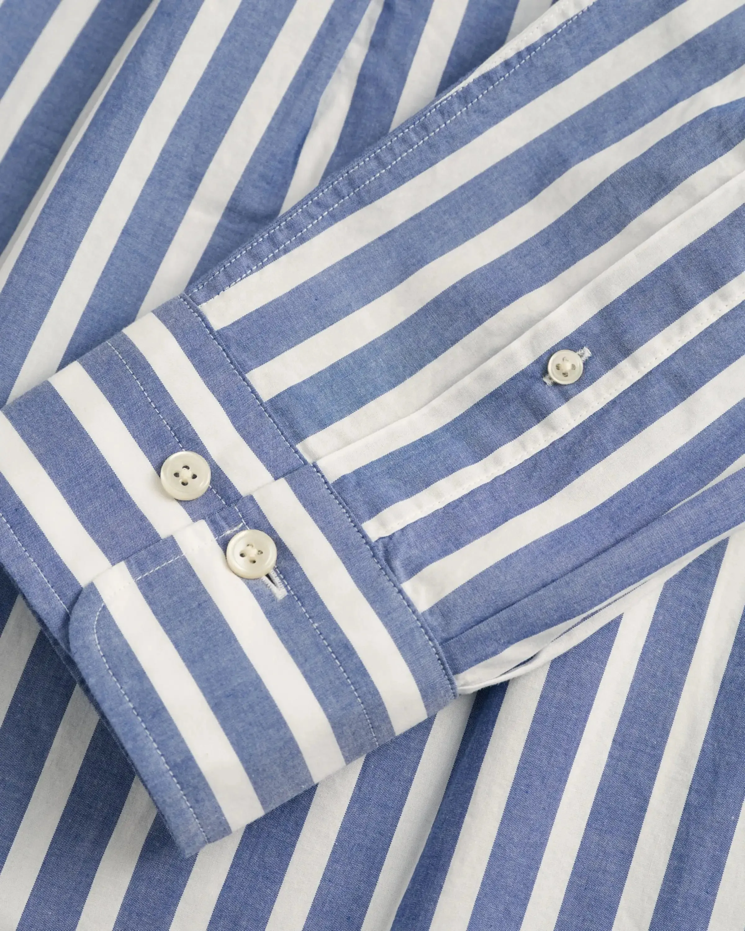 GANT Men's Regular Fit Wide Striped Poplin Shirt College Blue