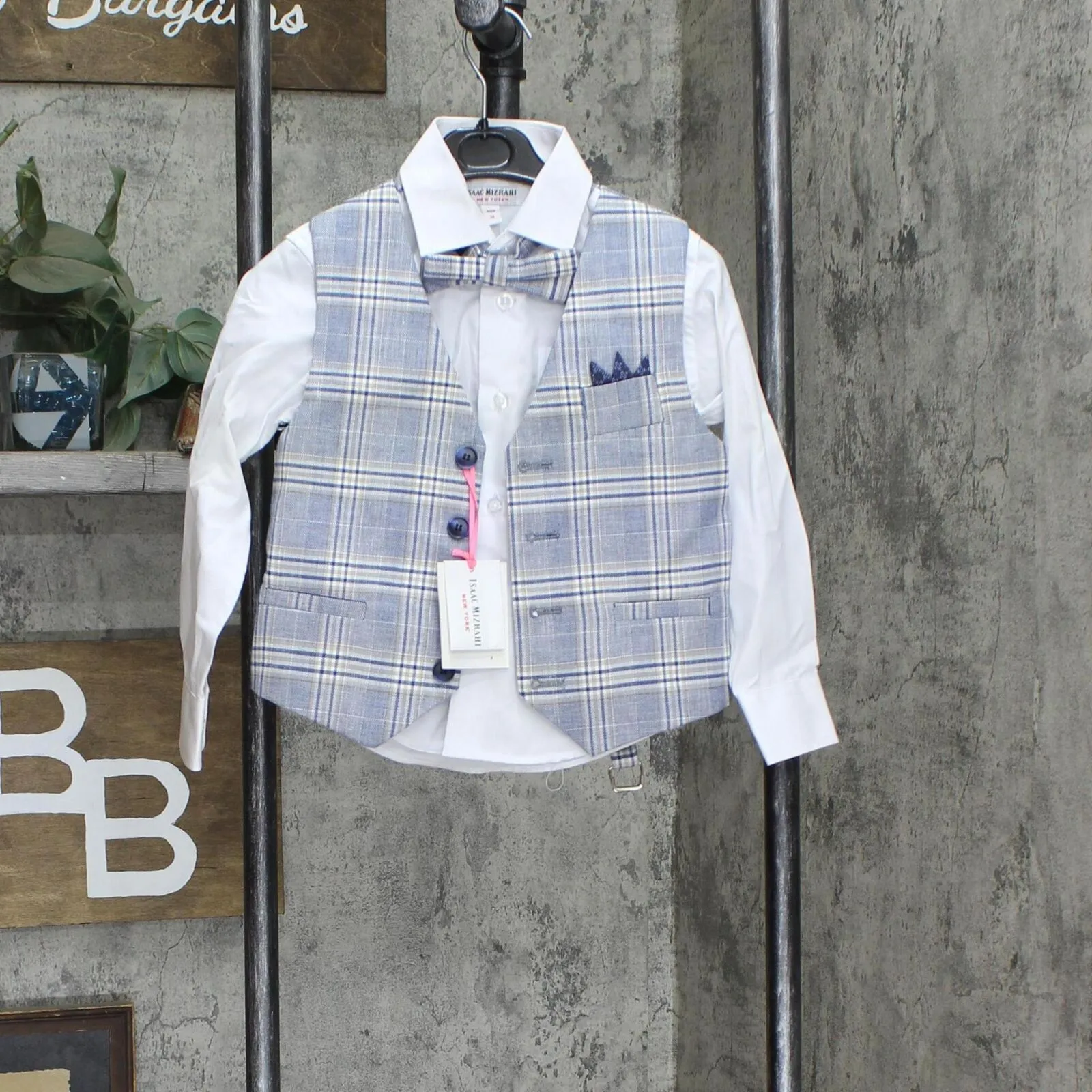 Isaac Mizrahi Slim Fit Boys 4pc Plaid Contrast Vest Pant Shirt Tie Set Blue 2