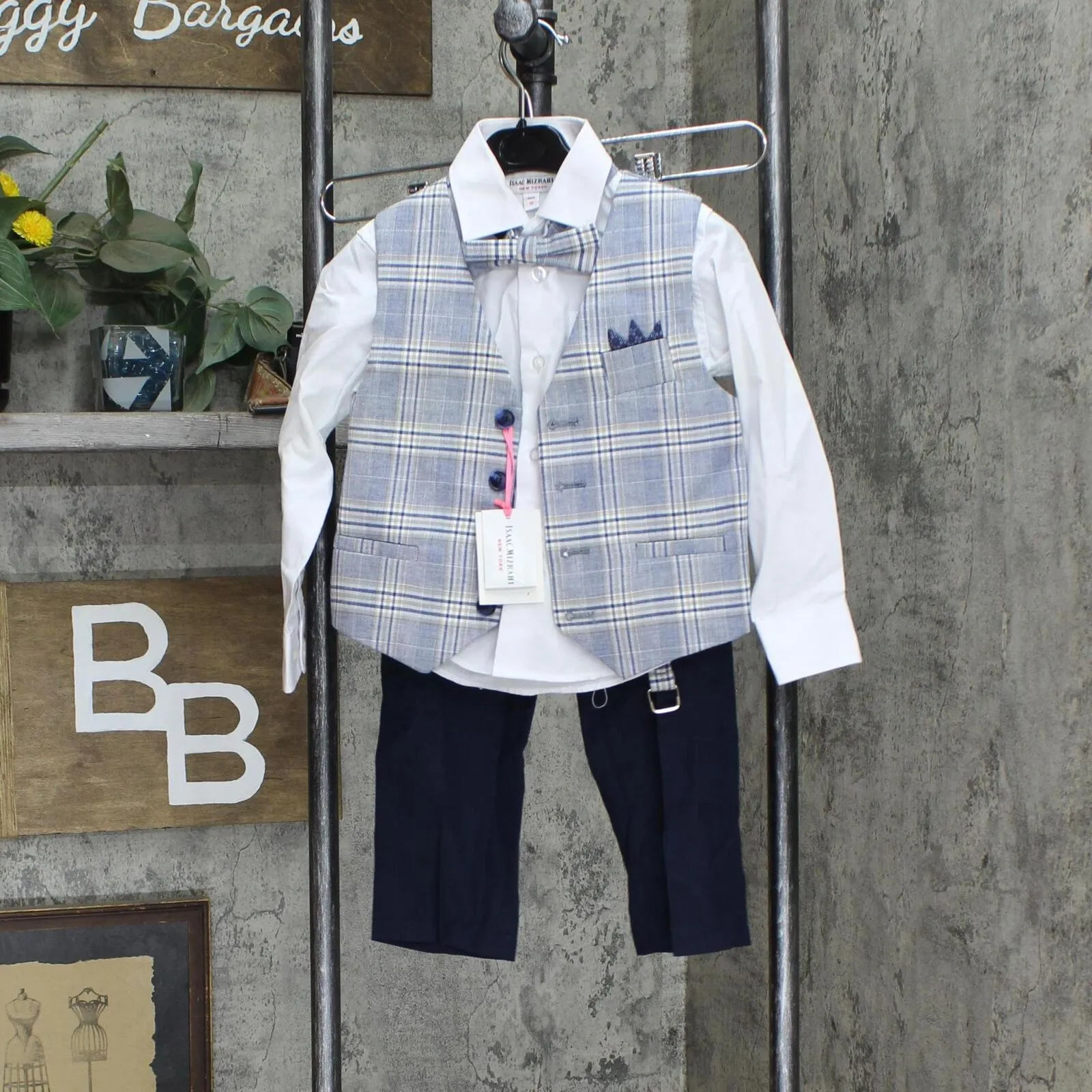 Isaac Mizrahi Slim Fit Boys 4pc Plaid Contrast Vest Pant Shirt Tie Set Blue 2