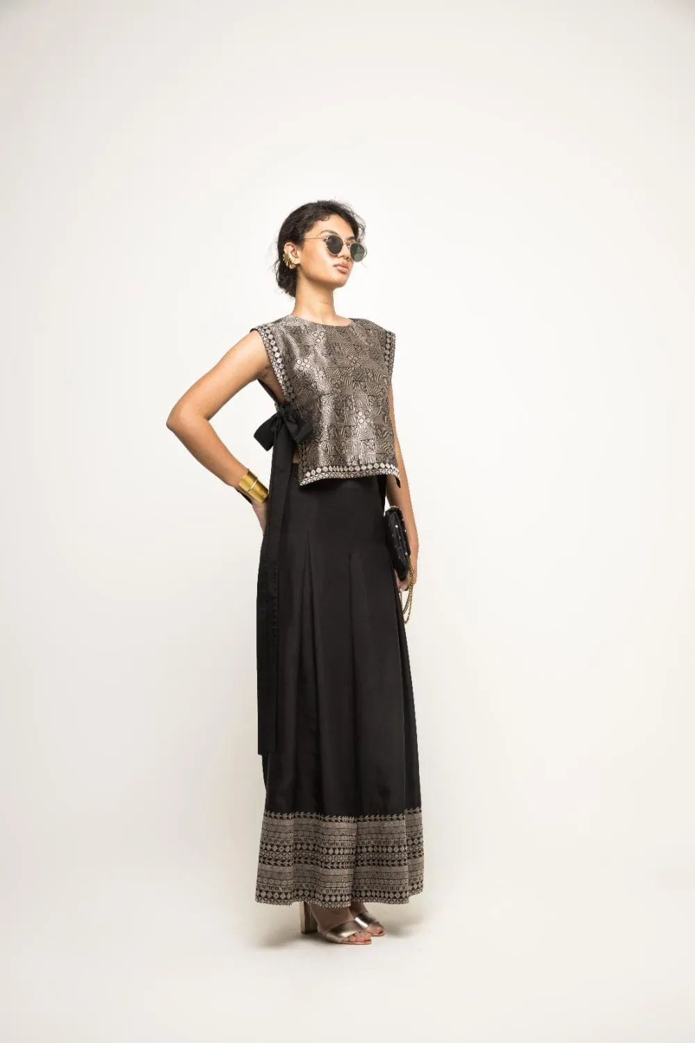 Joli- Metallic Brocade Bib With Pant Set