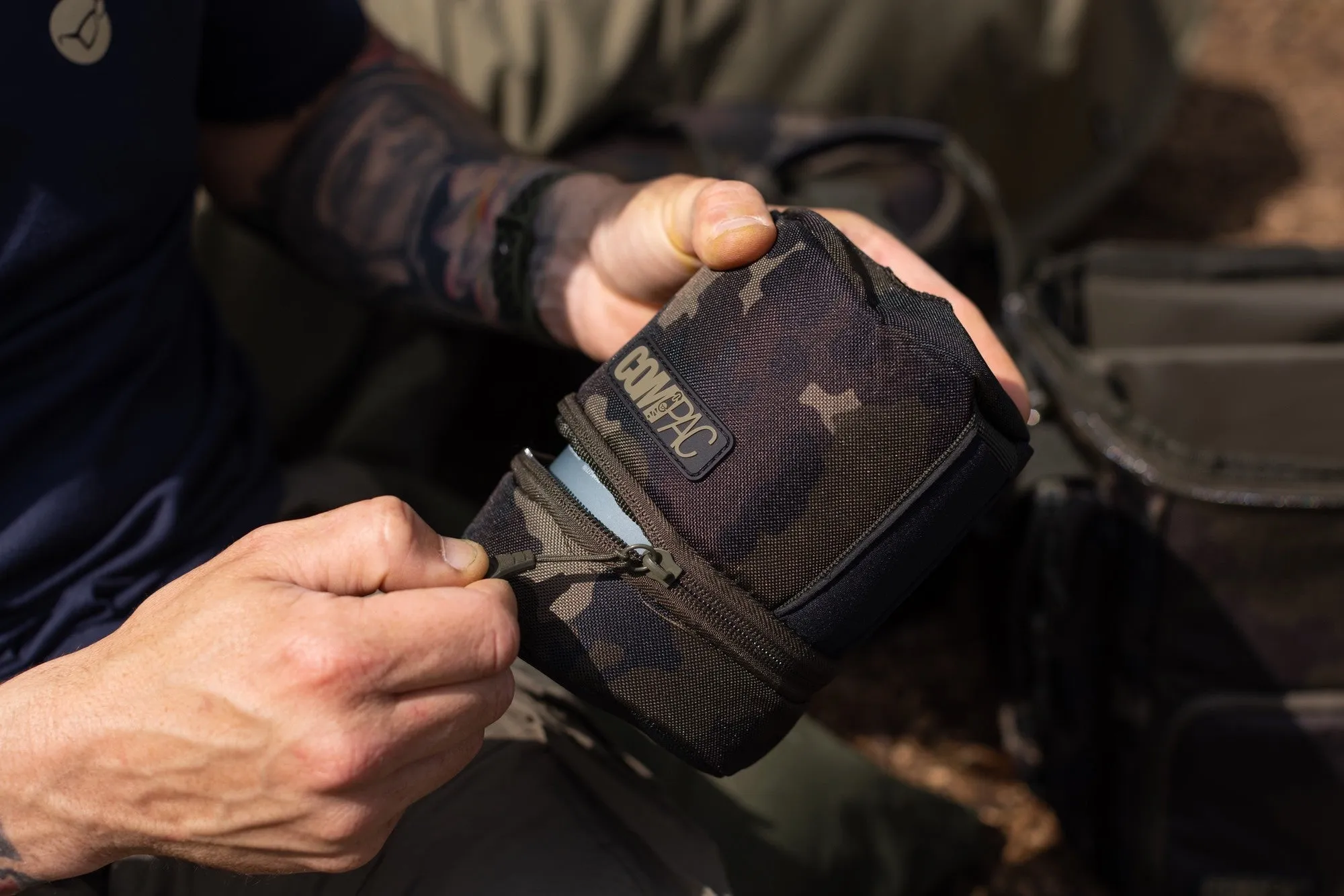 Korda Compac Gas Canister Jacket Dark Kamo