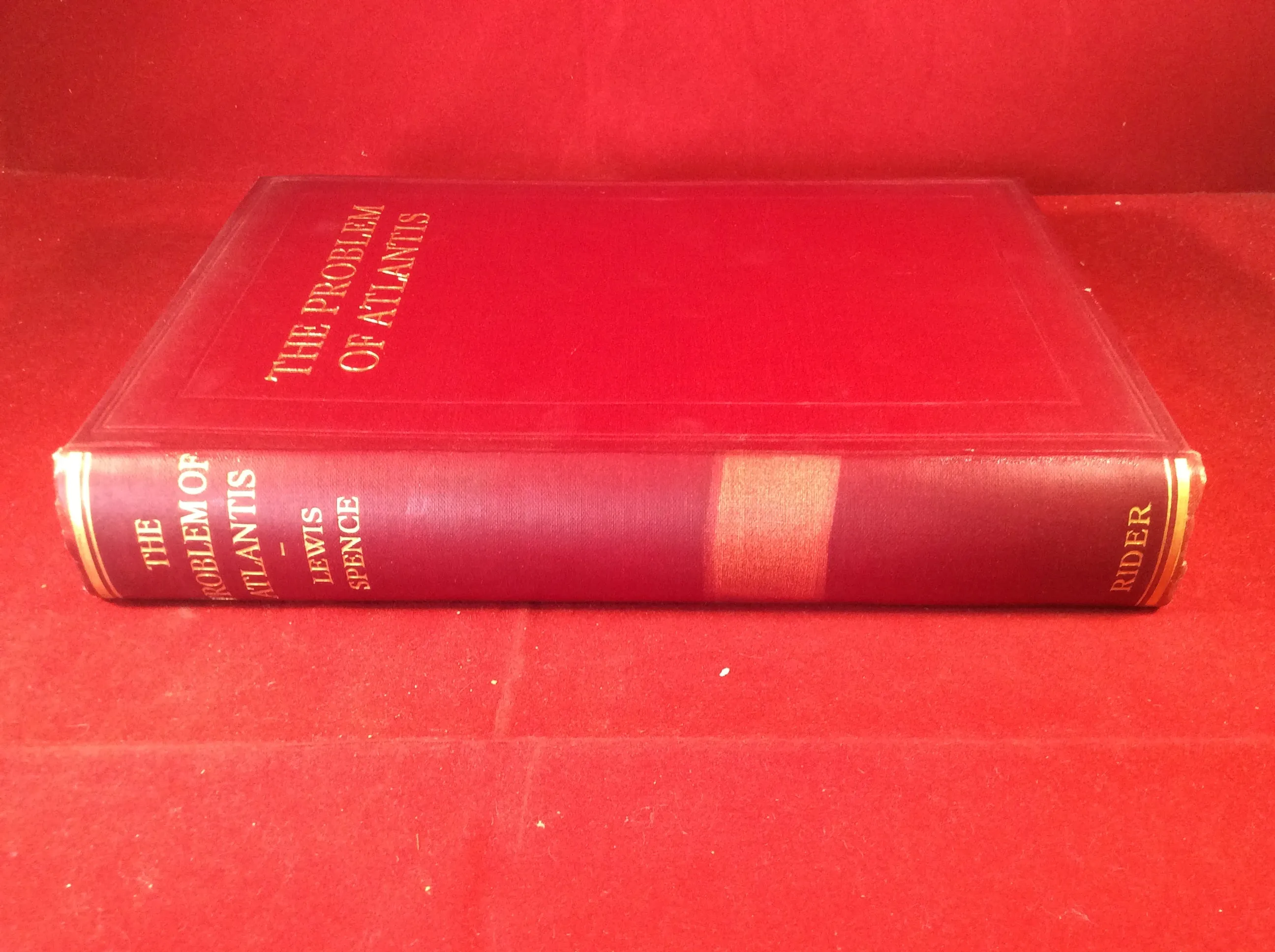 Lewis Spence, The Problem of Atlantis, Rider & Co., 1924.