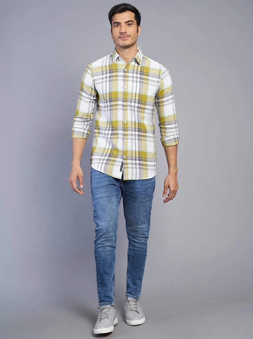 Light Green Checked Slim Fit Casual Shirt | JadeBlue