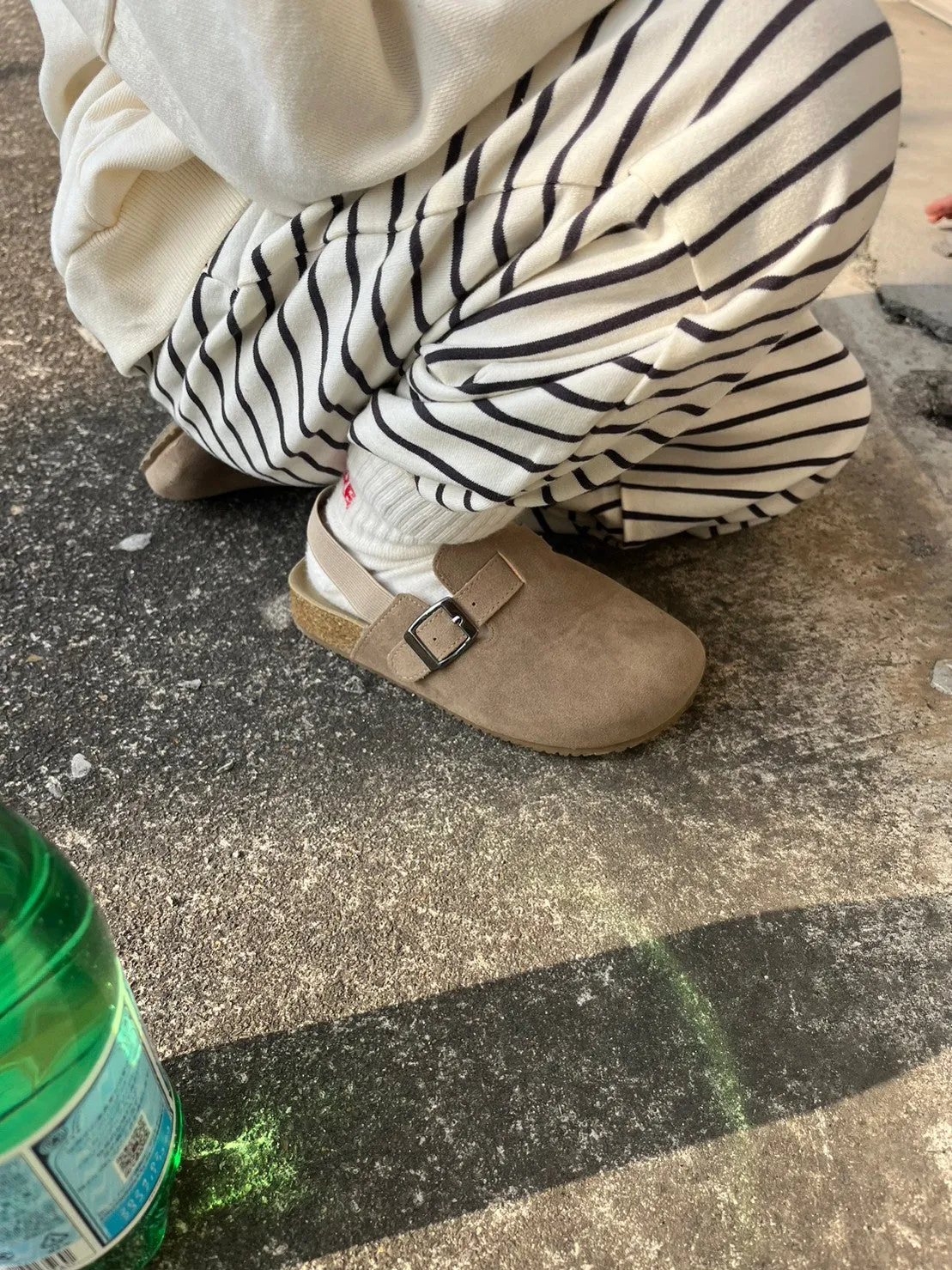 light jogger pants