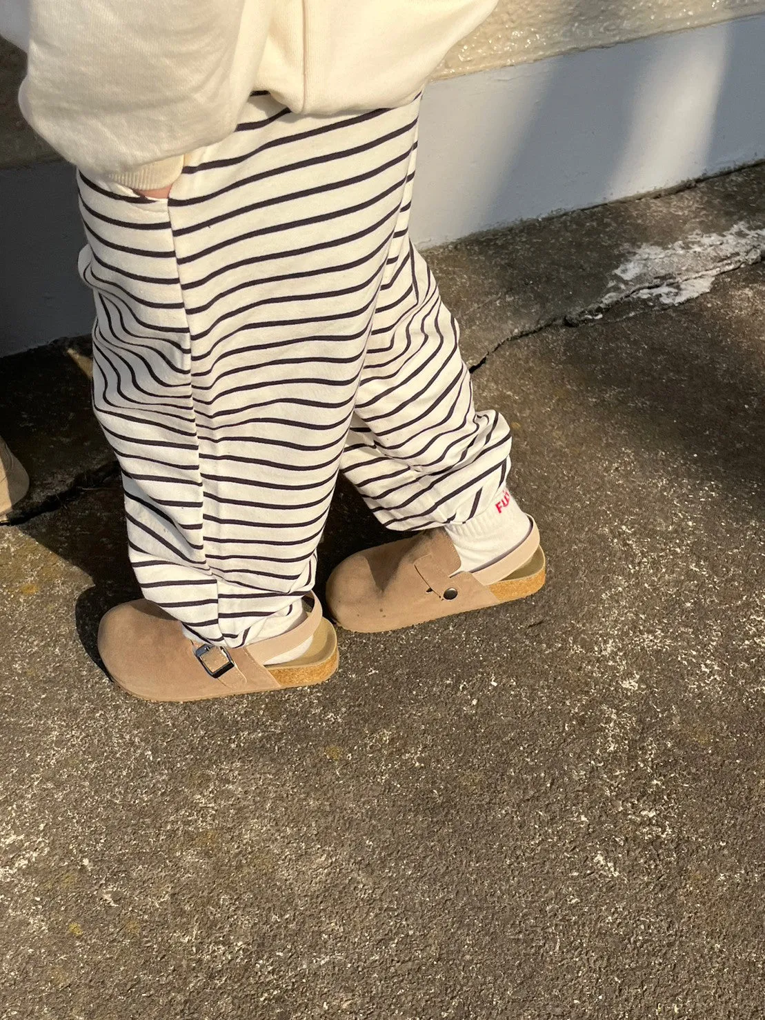 light jogger pants