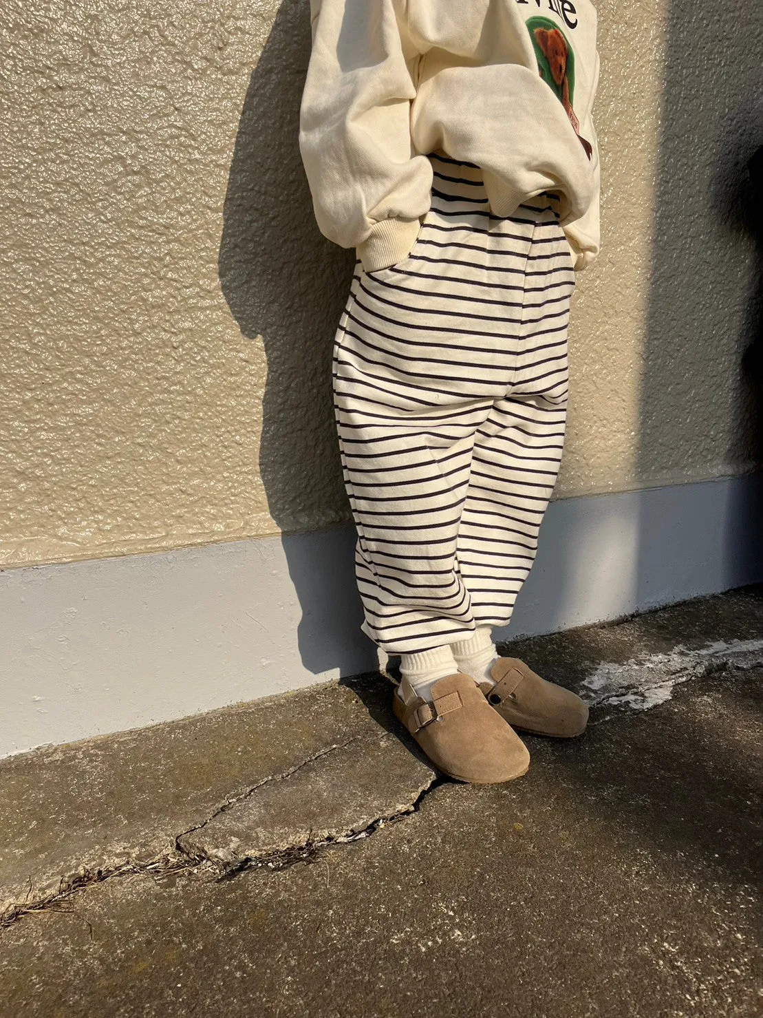 light jogger pants