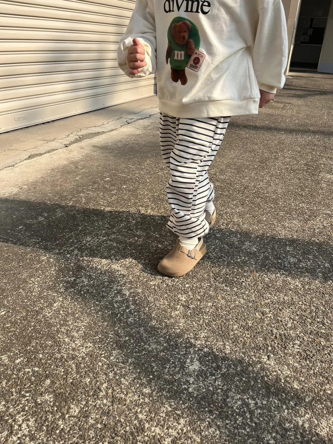 light jogger pants
