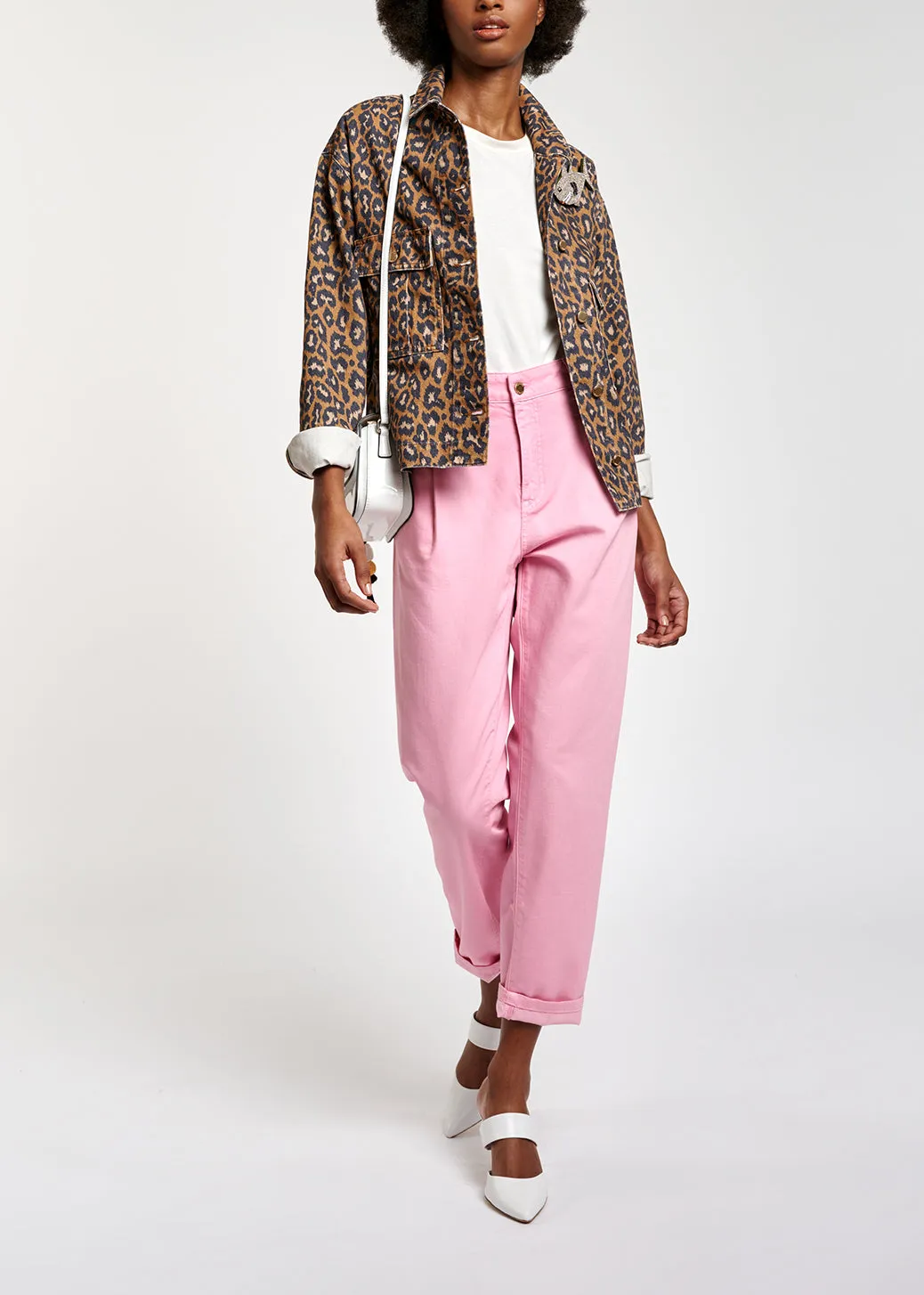 Light pink loose-fit denim pants