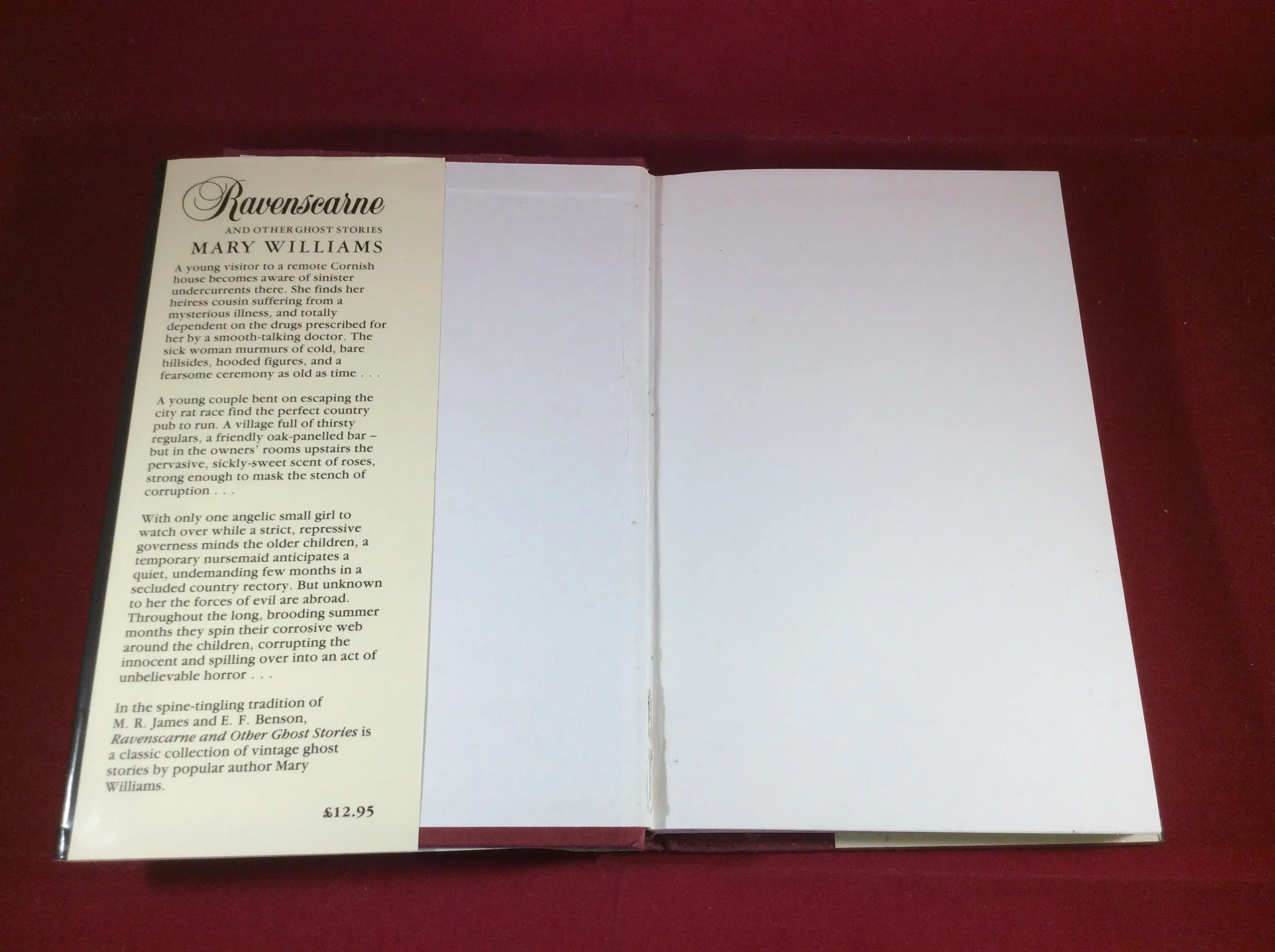 Mary Williams, Ravenscarne and Other Ghost Stories, PIATKUS, 1991, First UK Edition, Signed and Inscribed.