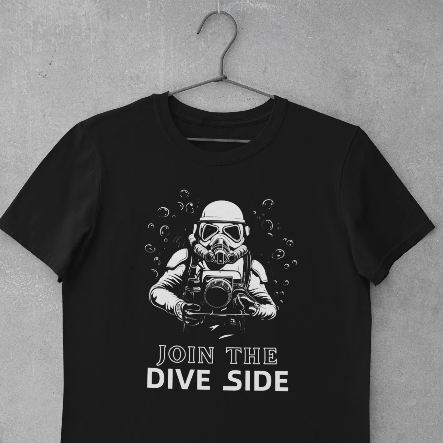 Men T-Shirt: Join the Dive Side