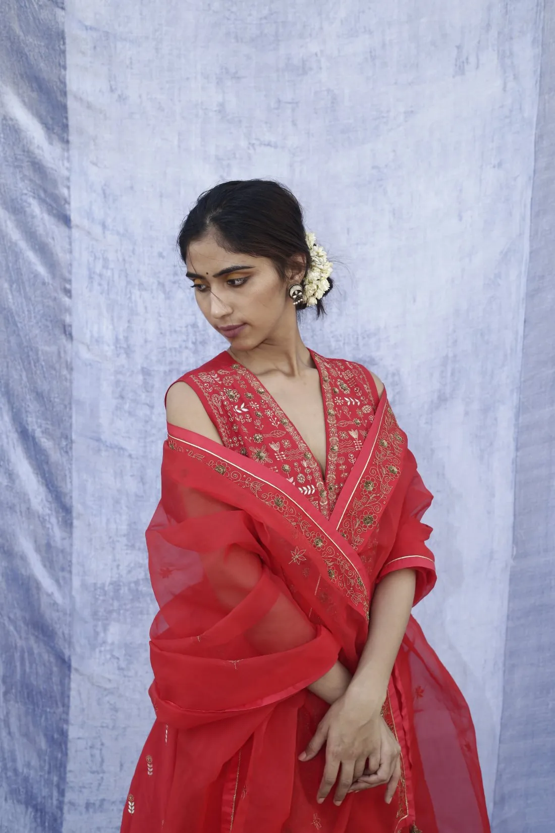 Oorja Kalidar Mettalic Zari Kurta With I Pants