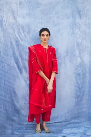 Oorja Resham Zardozi Kurta With Zari Pants