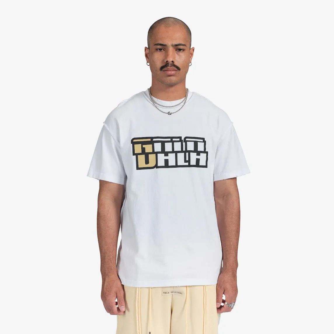 "Darma" Tee (white)