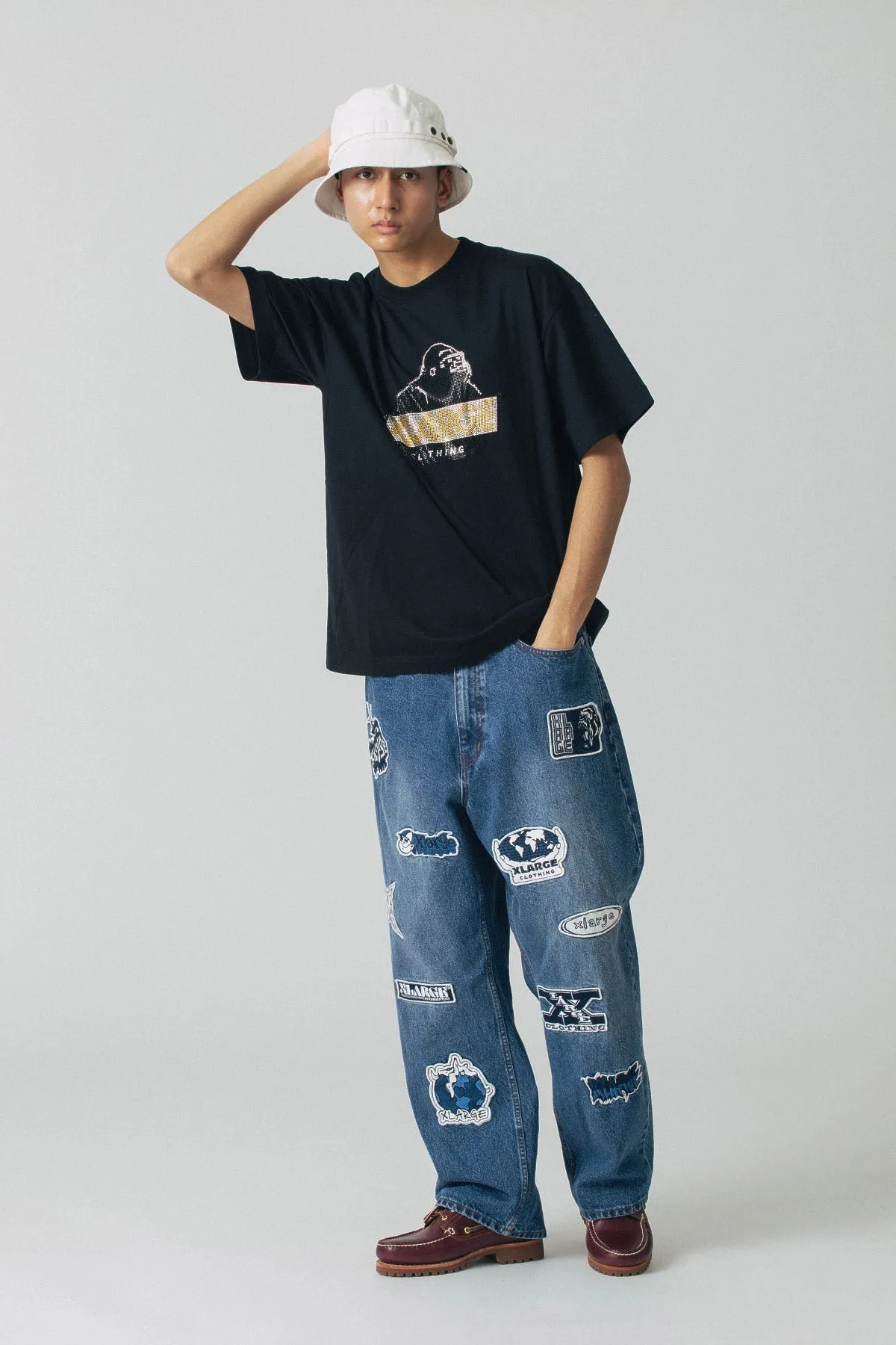 RHINESTONE SLANTED OG TEE - BLACK