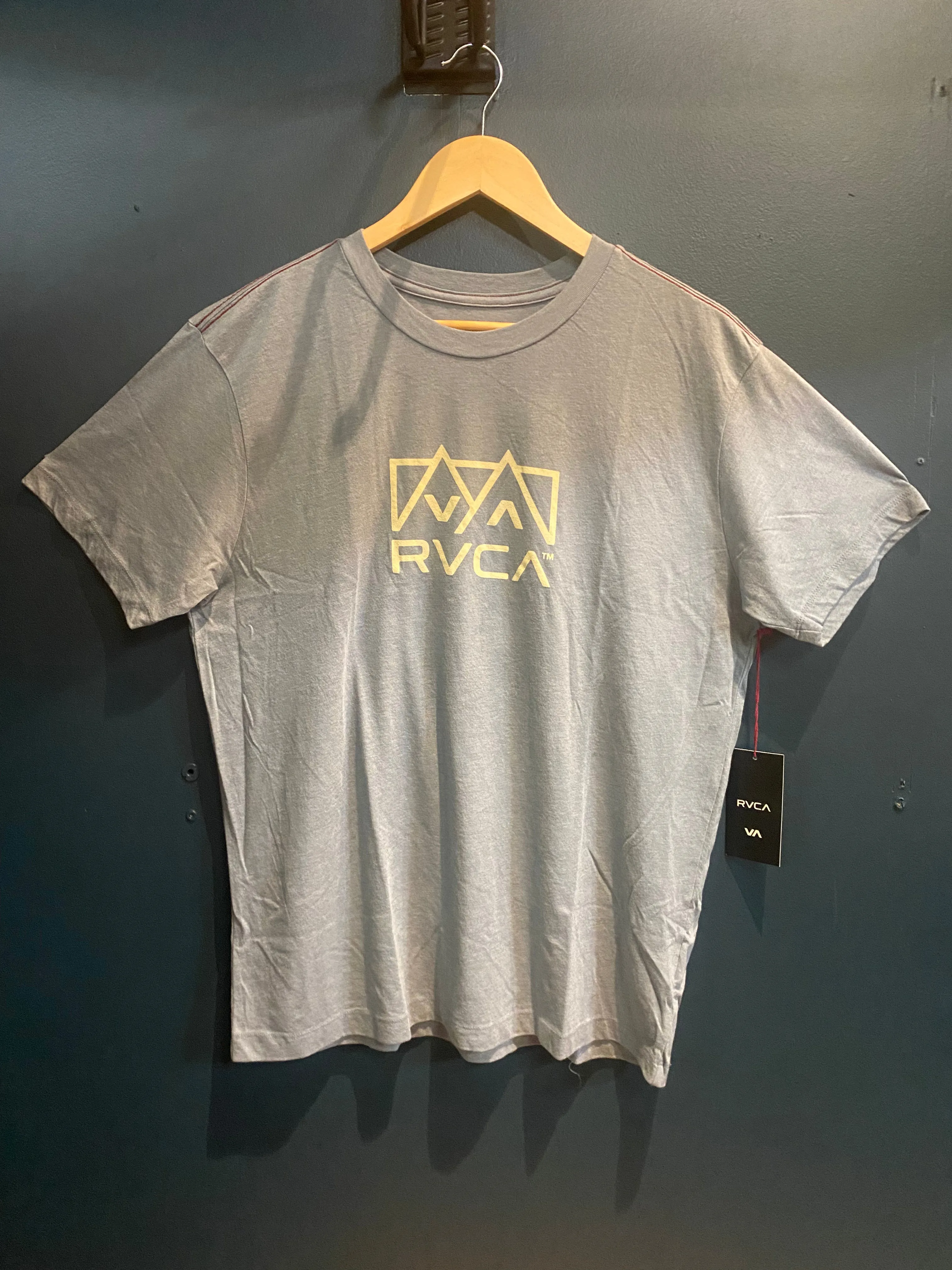 RVCA Mens Peaks T-Shirt
