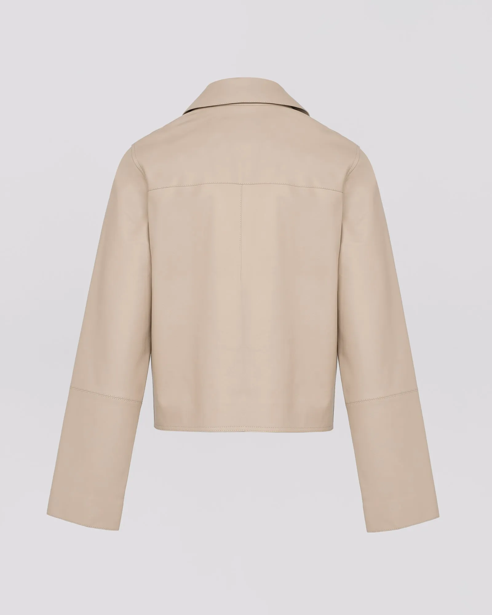 Short leather jacket
