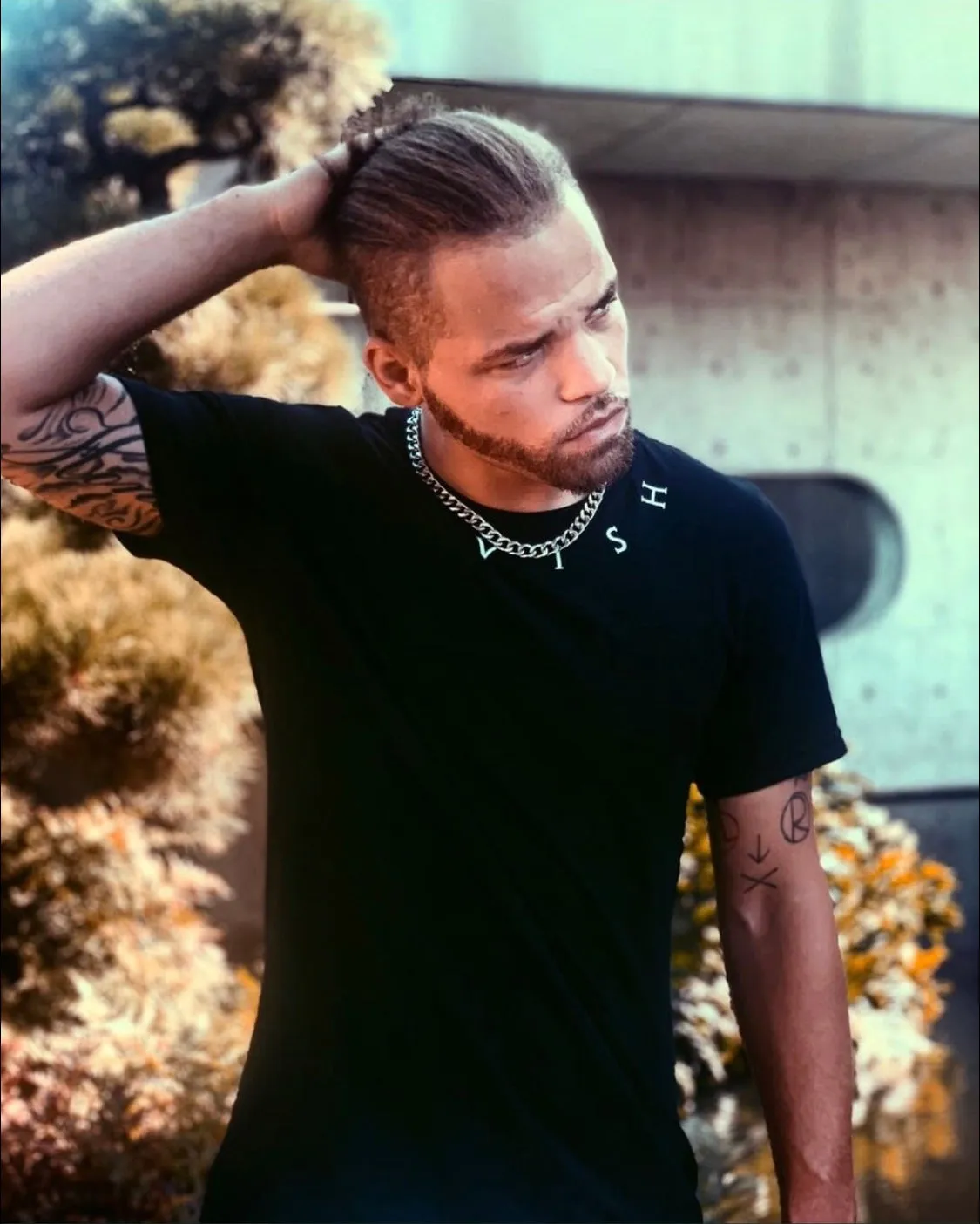 Signature Collar Shirt