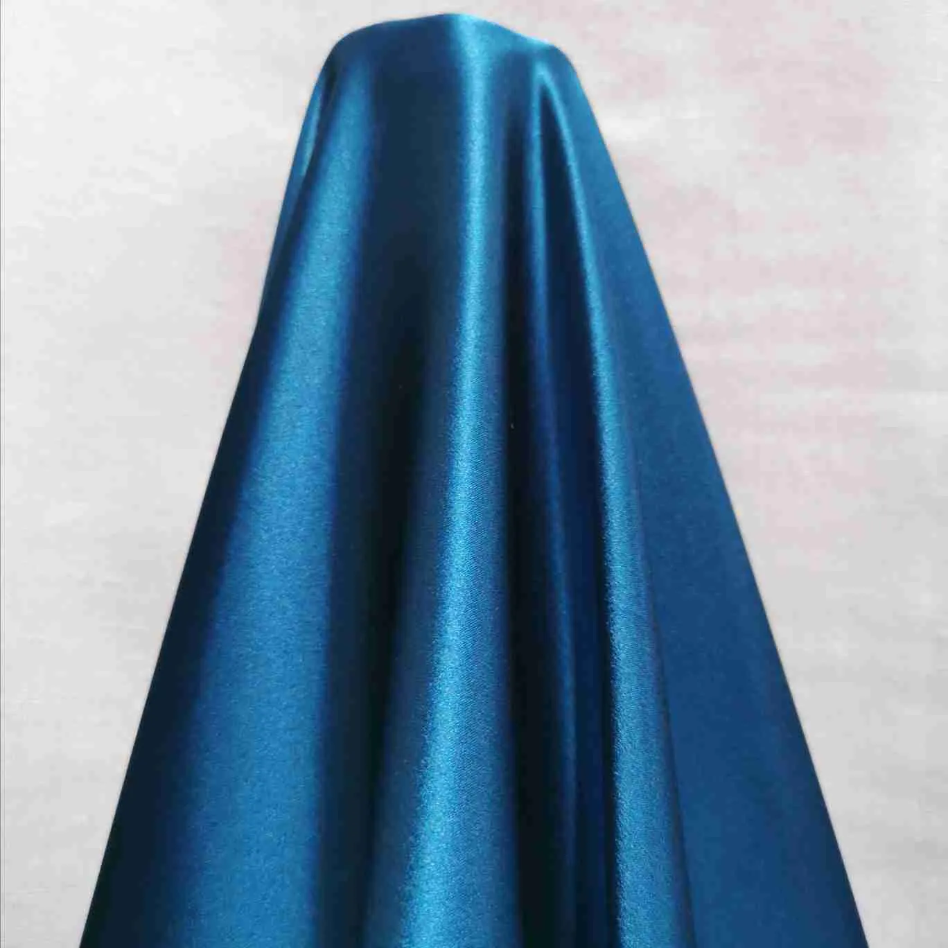 Silk Satin, Petrol