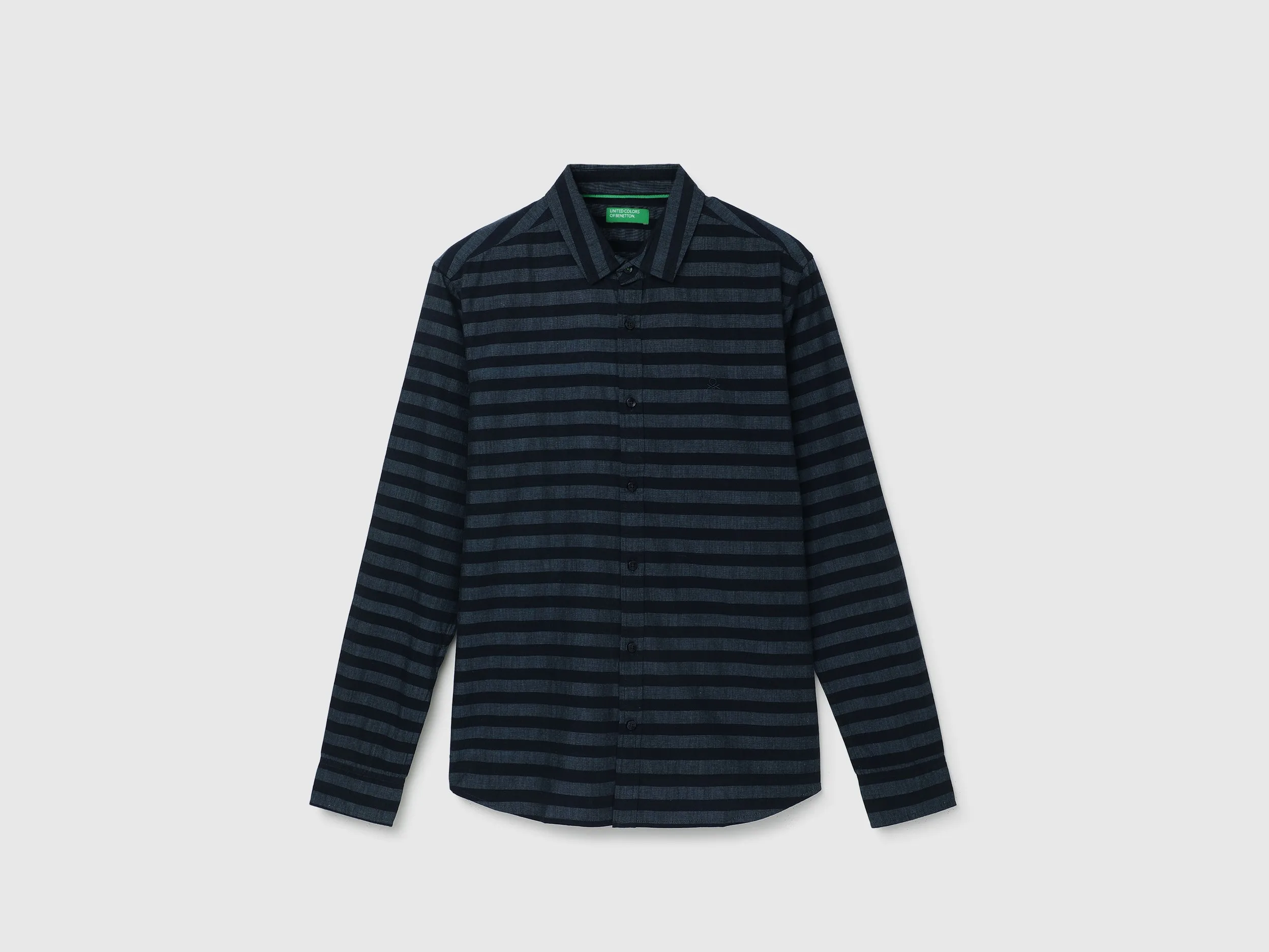 Slim Fit Spread Collar Striped Shirt