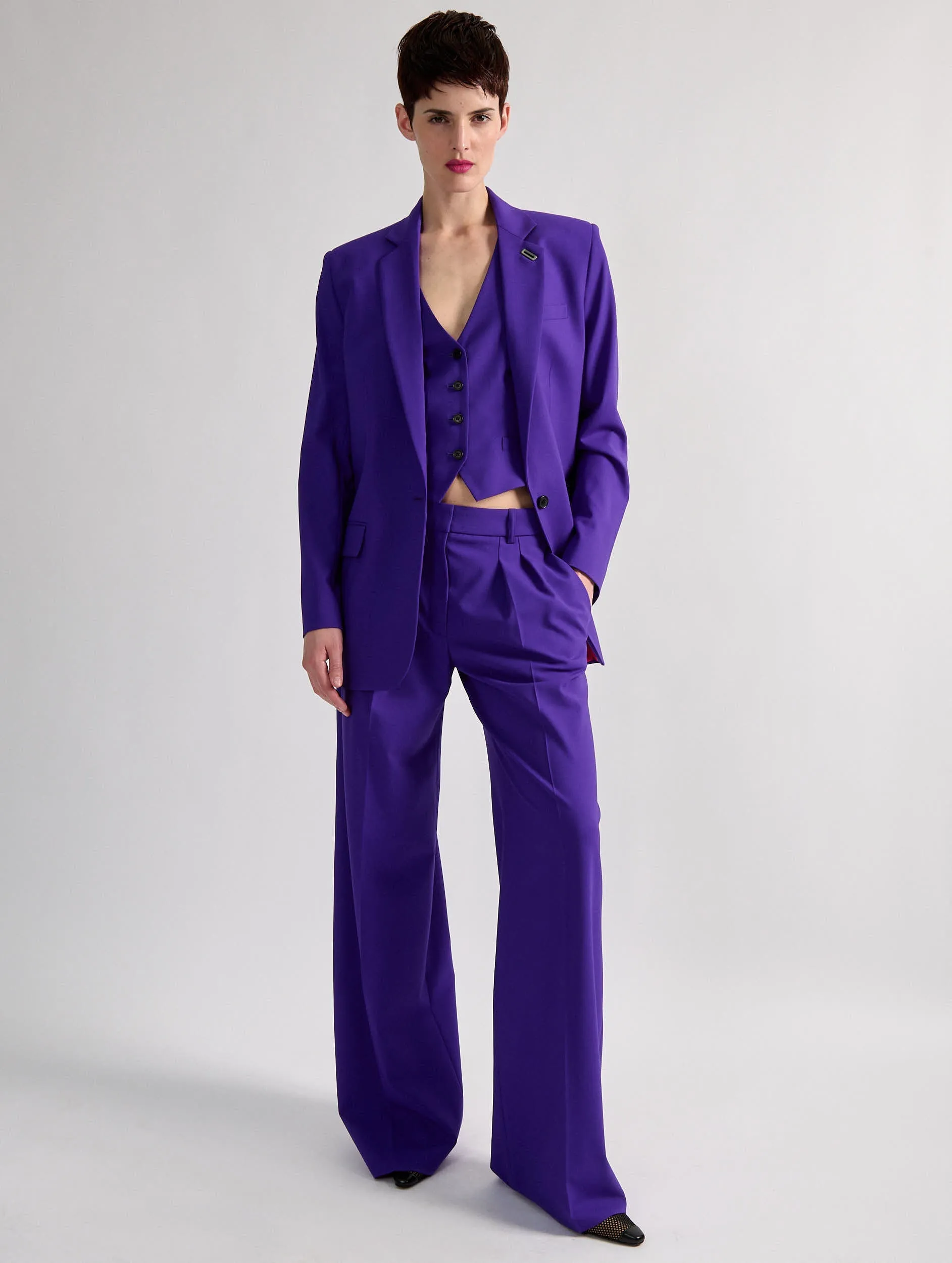 Straight jacket in purple woollen canvas