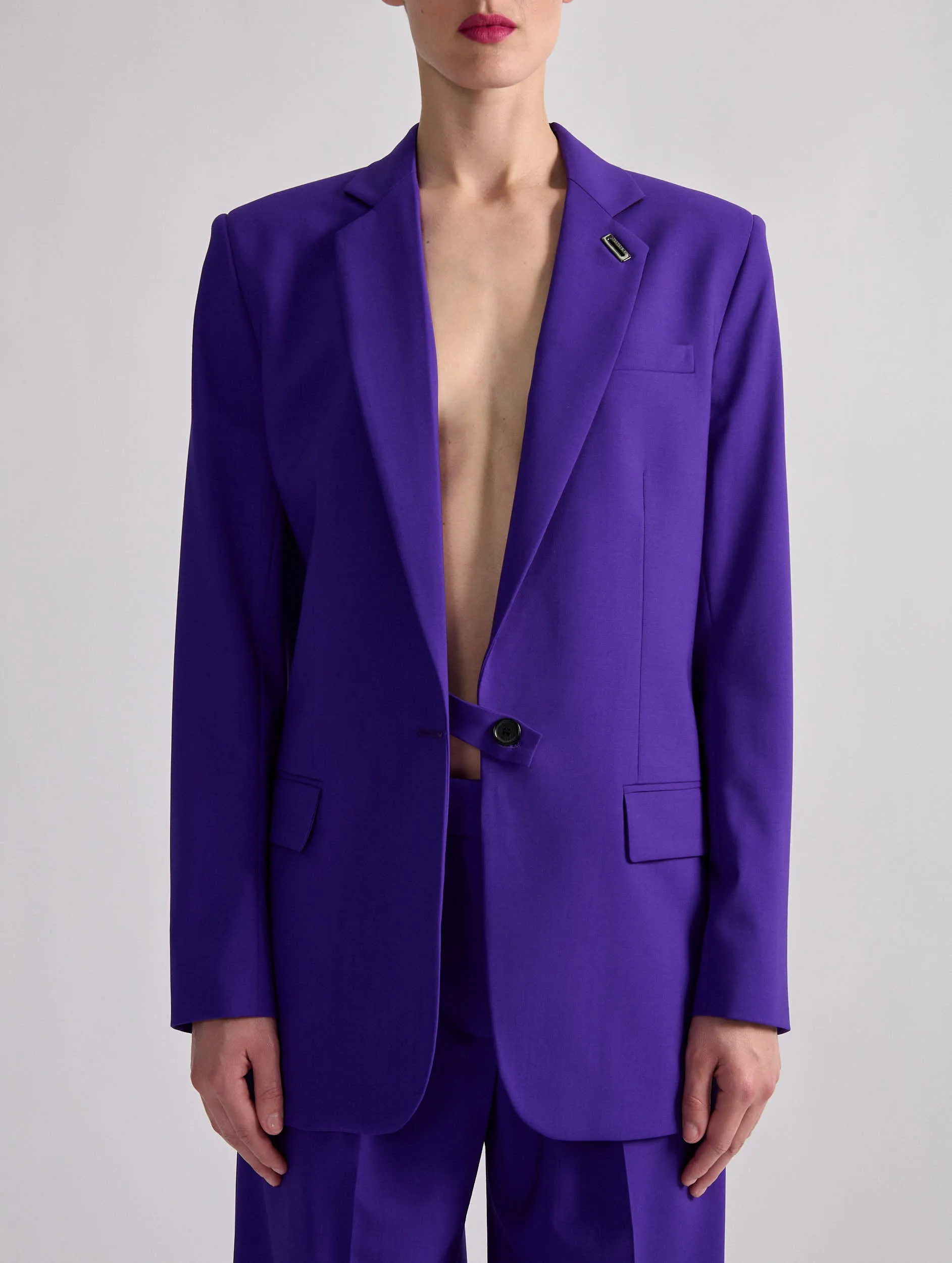 Straight jacket in purple woollen canvas