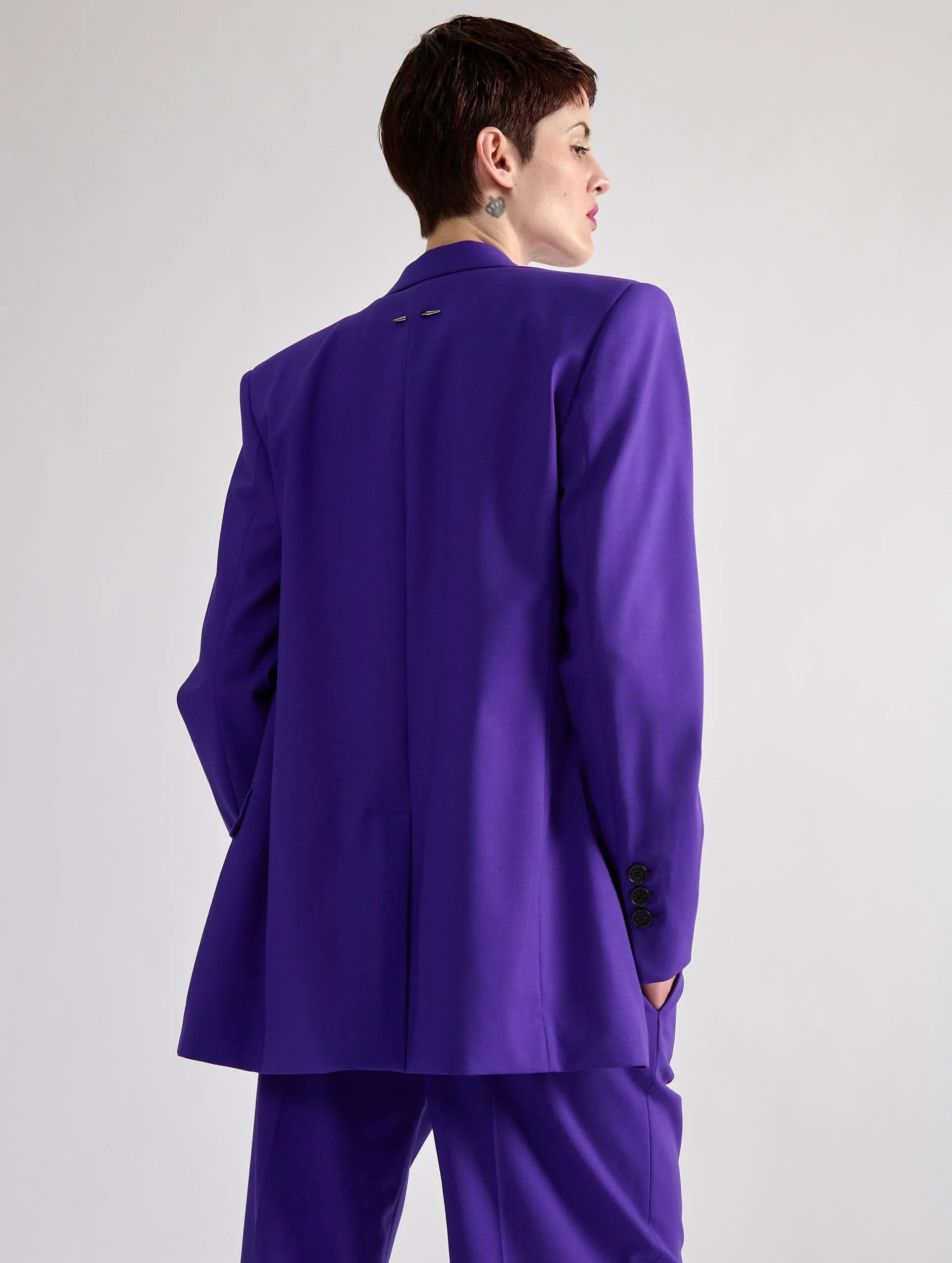 Straight jacket in purple woollen canvas
